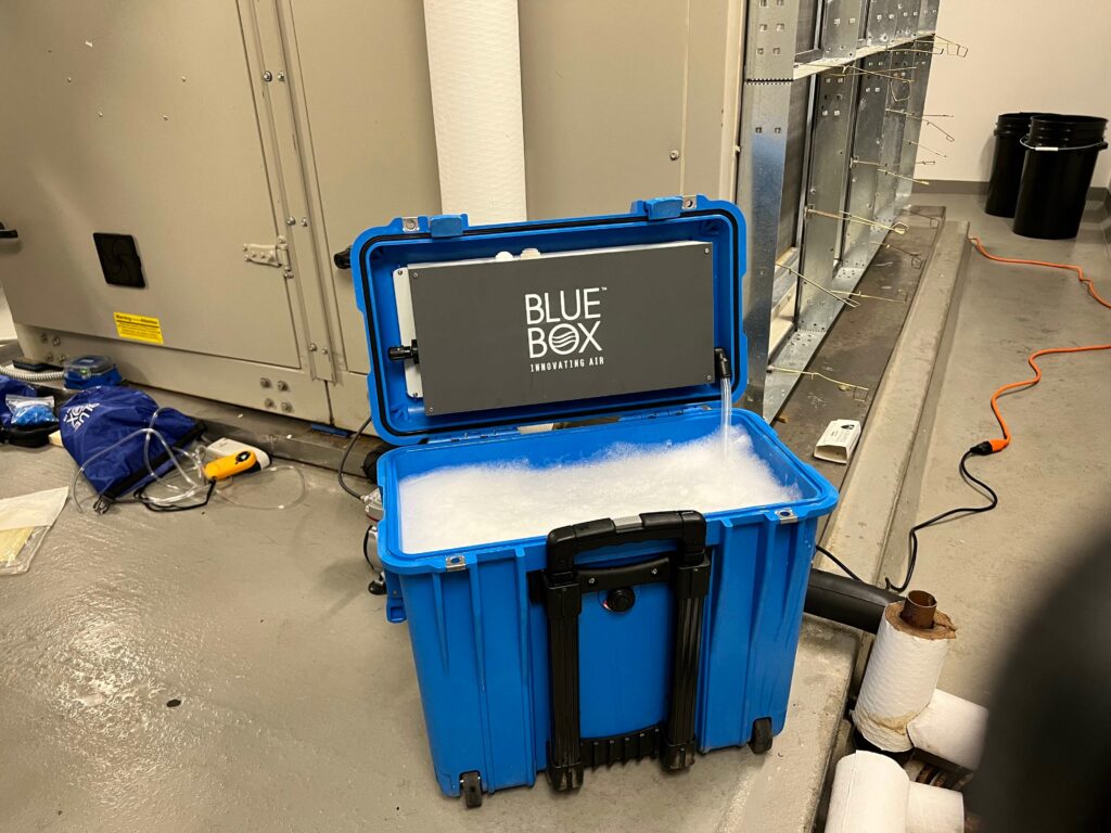 Blue box store air purifier